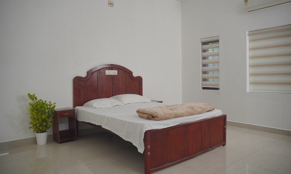 Premium Rooms  (Mahogany Suite) 
